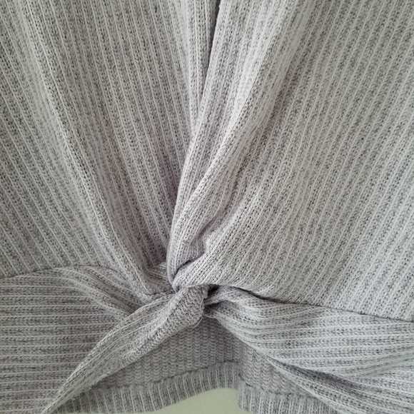 Nordstrom Lush V-Neck Twist Pullover Sweater - Picture 3 of 4